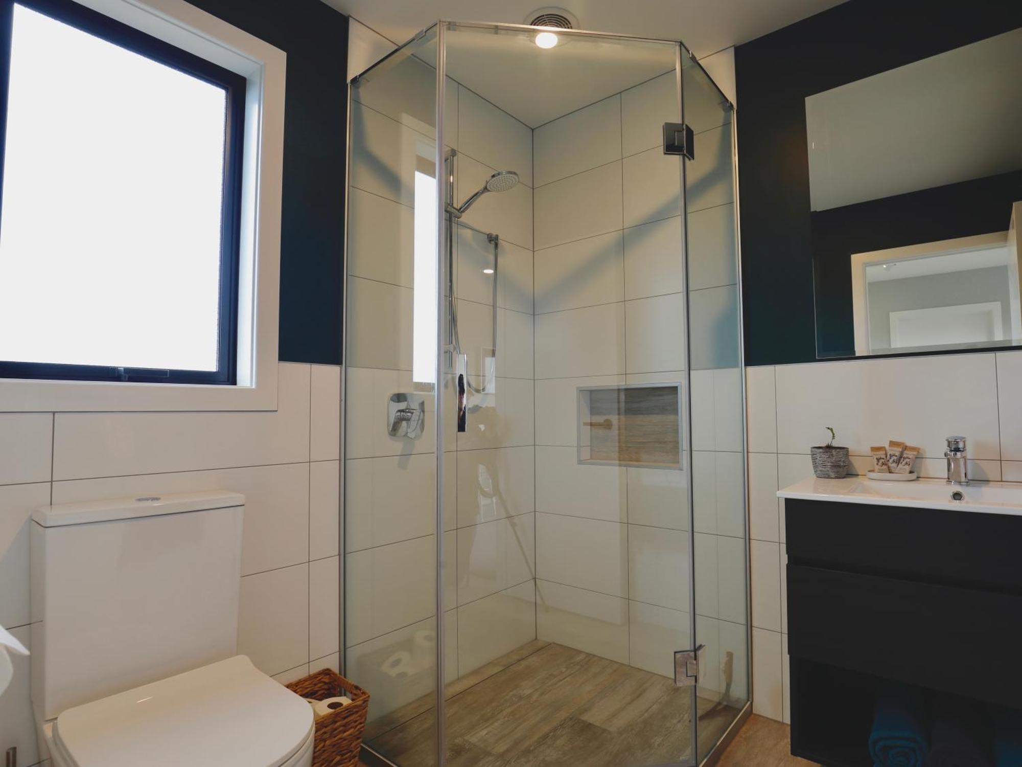 The Tui Studio - Te Anau Holiday Studio Екстериор снимка